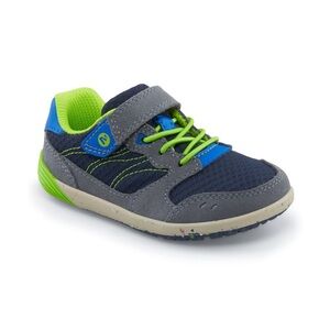 bare steps™ a83 sneakers striderite